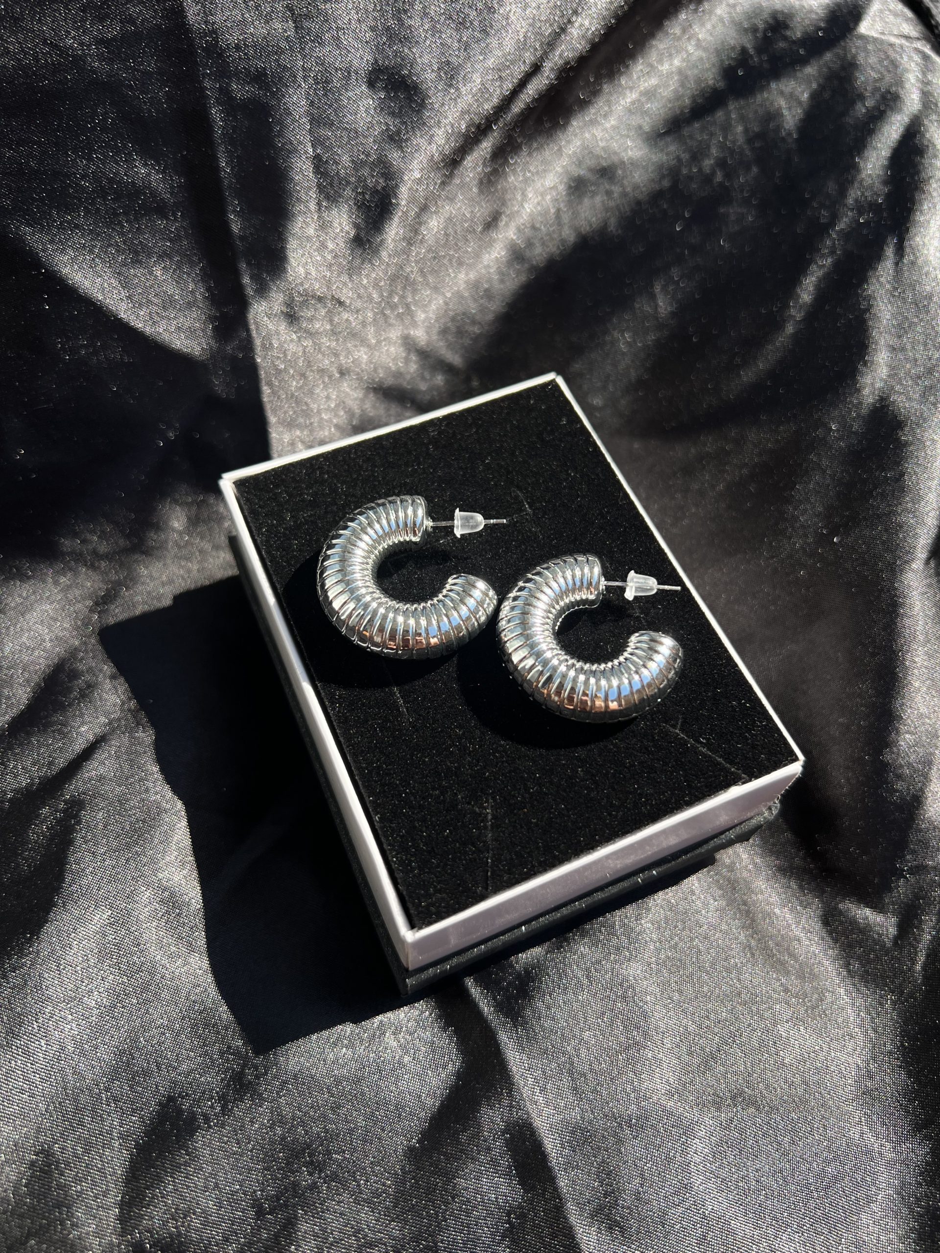 Silver Küpe